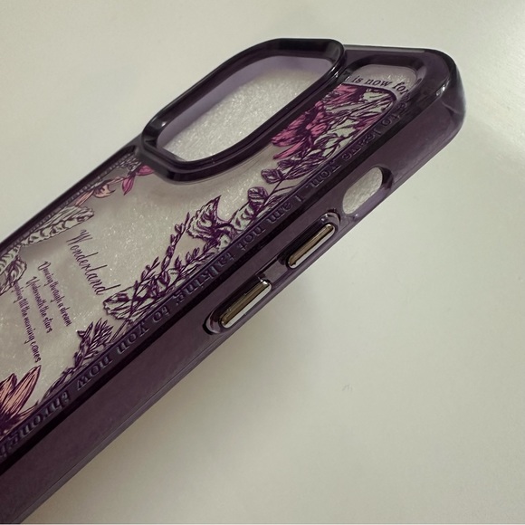 * Free with Purchase * NWT iPhone 14 Pro Purple Floral Phone Case - Picture 3 of 8